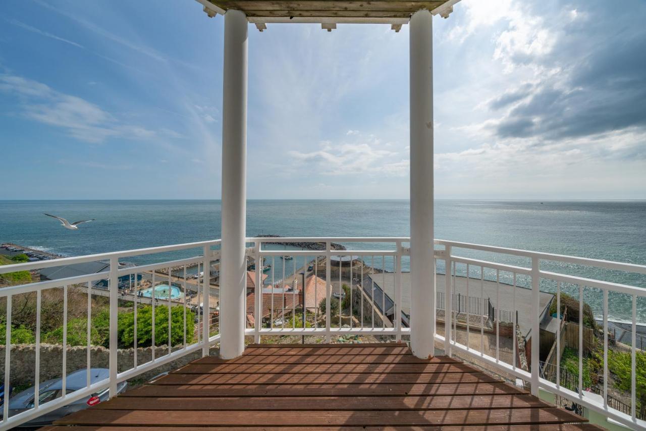 Stunning Sea Views Ventnor Apartment Exterior photo