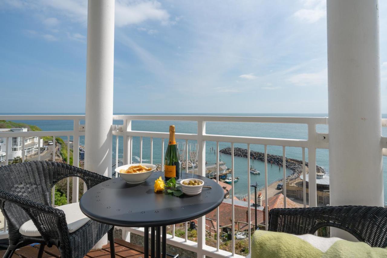 Stunning Sea Views Ventnor Apartment Exterior photo